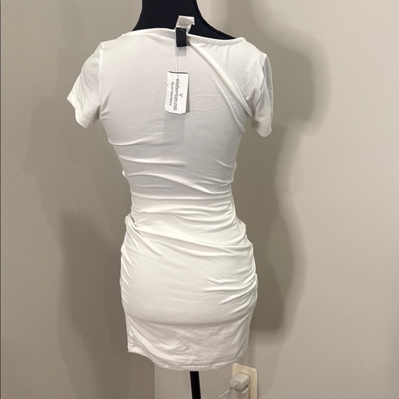 Windsor Cream Plunge Ruched Bodycon Dress - Picture 7 of 7